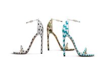 ستيوارت ويتزمان تطلق تشكيلة صنادل pavé 