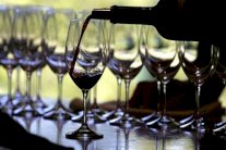 تناول الكحول مضر بالصحة مهما كان قليلا 