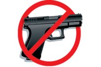 رئيس شركة أزياء عالمية: اتركوا مسدساتكم في المنزل