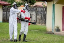 مكسيكية مصابة بفيروس 