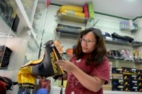 نيباليات يفرضن وجود النساء في قطاع تسلق الجبال 