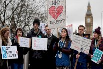 إضراب أطباء بريطانيا يشّل القطاع الصحي برمته