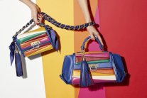 سارة باتاغليا تطلق تشكيلة حقائب لسالفاتوري فيراغامو