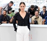 شانيل تبرز أناقة آريان لابيد وكلوي سيفاني في 