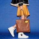 كوتش تطلق تشكيلة حقائب بطبعة 