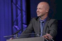 شهادة على الانترنت لتصميم سيارة ذاتية القيادة