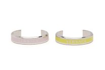 تشكيلة فيرساتشي الجديدة مفعمة بالحيوية