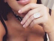 سارق كيم كادراشيان: أذبنا كل مجوهراتها باستثناء محبسها