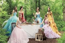 موضة فساتين أميرات ديزني لعروس تسلب الأنظار