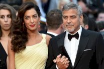 كلوني: حتى زوجتي أمال تعرضت للتحرش الجنسي