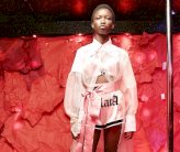 ديلارا فينديكوغلو تطلق تشكيلتها لربيع 2017 في لندن