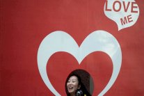 الحب يجعلكم بأحسن حال ...فليكن كل يوم عيده