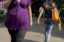 السمنة وارتفاع ضغط الدم يهددان بالخرف