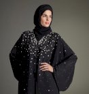 عبايات خاصة بشهر رمضان من إبداع سواروفسكي وحناين