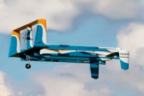 طائرة أمازون لاستطلاع بيتك وبيعك مزيدا من السلع