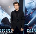 هكذا تألق النجم هاري ستايلز مع كالفن كلاين