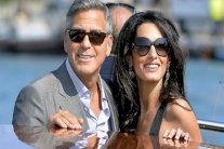 الزوجان كلوني يساعدان لتعليم ثلاثة آلاف طفل لاجئ