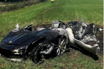 اشترى فيراري فاحترقت بعد ساعة فقط