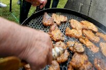 الطهي على الفحم أو الخشب يزيد خطر الاصابة بأمراض القلب