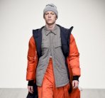 تواصل عروض الملابس الرجالية في أسبوع لندن للموضة