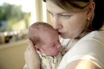 الحمى لدى الأطفال أسبابها وطرق علاجها