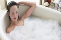 الحمام الساخن لخفض مستوى السكر في الدم والالتهابات