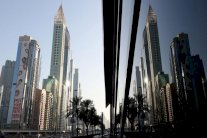 دبي تفتتح أطول فندق في العالم