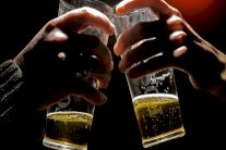 الكحول يعيق من نمو العظام