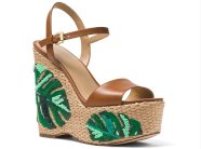 مايكل كورس يطرح تشكيلة حقائب نسائية مميزة