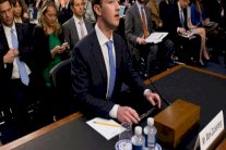 مساعي فيسبوك لحماية الخصوصية قد تغير المعطيات لفرق الحملات الانتخابية