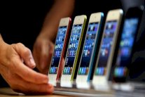 آبل وسامسونغ تسويان خلافا قديما حول براءة اختراع آيفون