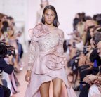 أزياء إيلي صعب الراقية بلمسة أسبانية