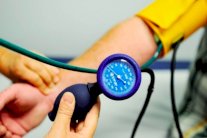 نصف ساعة من التمرينات تغني عن عقاقير خفض الدم 