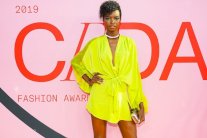 ماريا بورجيس تتألق بمجوهرات من دار ميسيكا