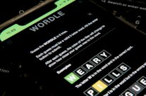 لعبة الكلمات على الانترنت