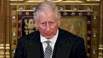 تشارلز يُتوج أخيرًا ملكًا باسم تشارلز الثالث