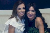 الراقصة دينا في بيروت لأجل 