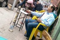 صورة لشبيه السيسي في أحد مقاهي مصر