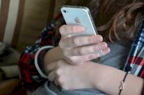 هكذا يمكنك منع فايسبوك من سحب باقة الانترنت من هاتفك