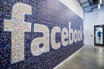 مليارديرات خرجوا من رحم 