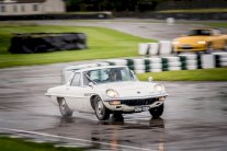 الرعيل الأول من «مازدا كوزمو» ... أناقةٌ وتفرّد