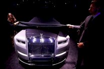 رولز رويس تطلق الشبح الكهربائية