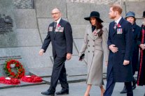 والد ميغان ماركل يغضب العائلة المالكة مجددًا