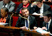 البرلمان الفرنسي يقر مشروع القانون حول اللجوء والهجرة