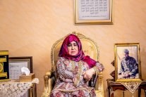 والدة أُسامة بن لادن تتحدث لأول مرة