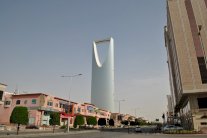 السعودية تطرد سفير كندا وتستدعي سفيرها للتشاور