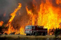 إعلان الطوارئ في مقاطعة بريطانية بكندا لمكافحة حرائق الغابات