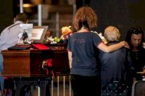 إيطاليا تعلن العثور على جثث جديدة تحت أنقاض الجسر