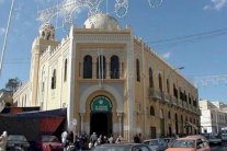 المغرب يخنق مليلية بعد إغلاق منفذها الجمركي