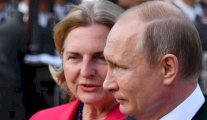 بوتين يحضر زفاف وزيرة خارجية النمسا